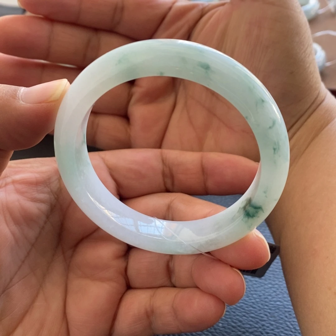 翡翠未镶嵌手镯天然翡翠手镯