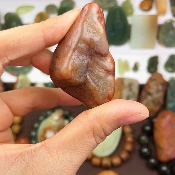 岫岩河磨玉（透闪石质玉）未镶嵌颈饰