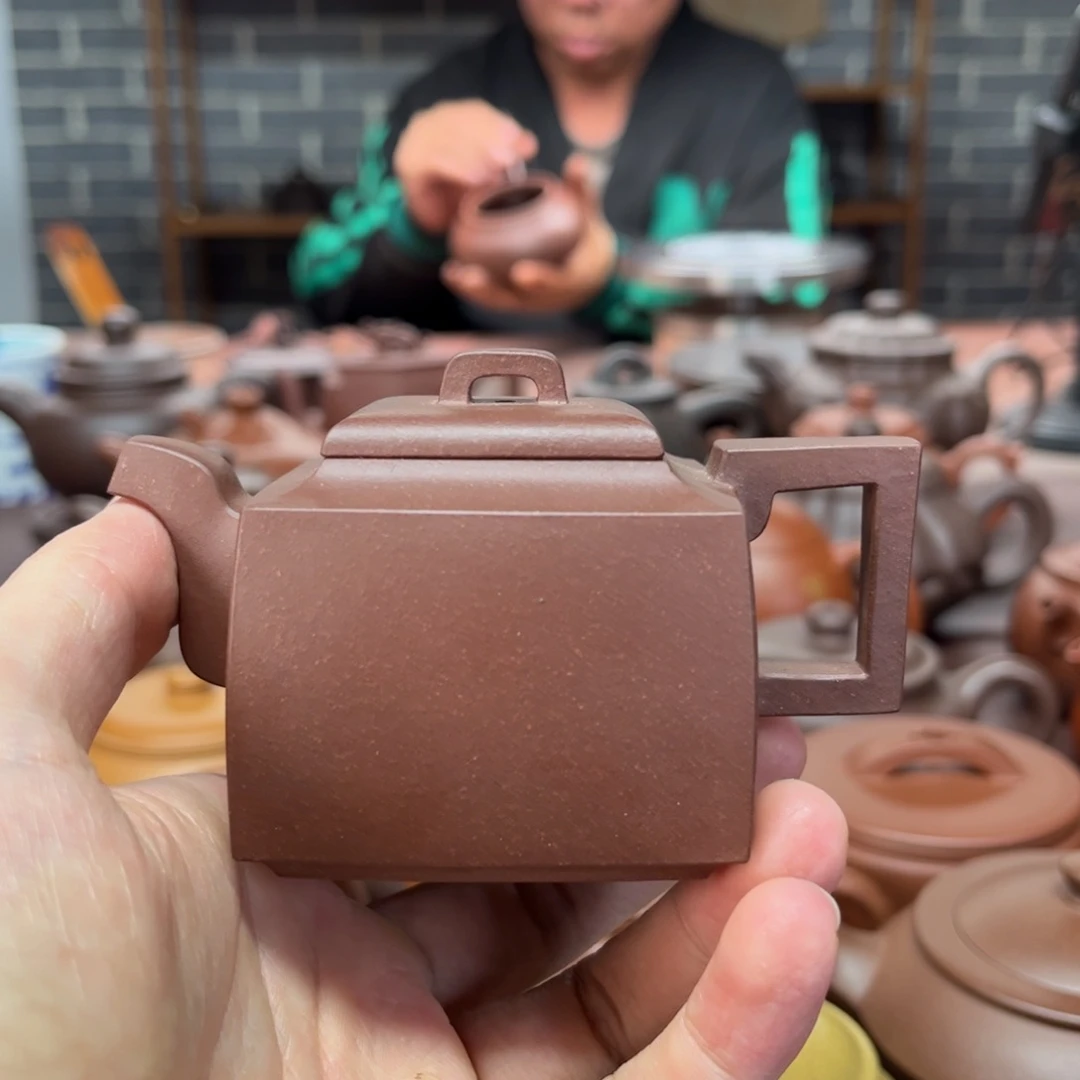 茶壶紫砂不**?紫砂壶手工制作