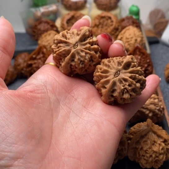 文玩核桃吊坠全品40秦闷精品