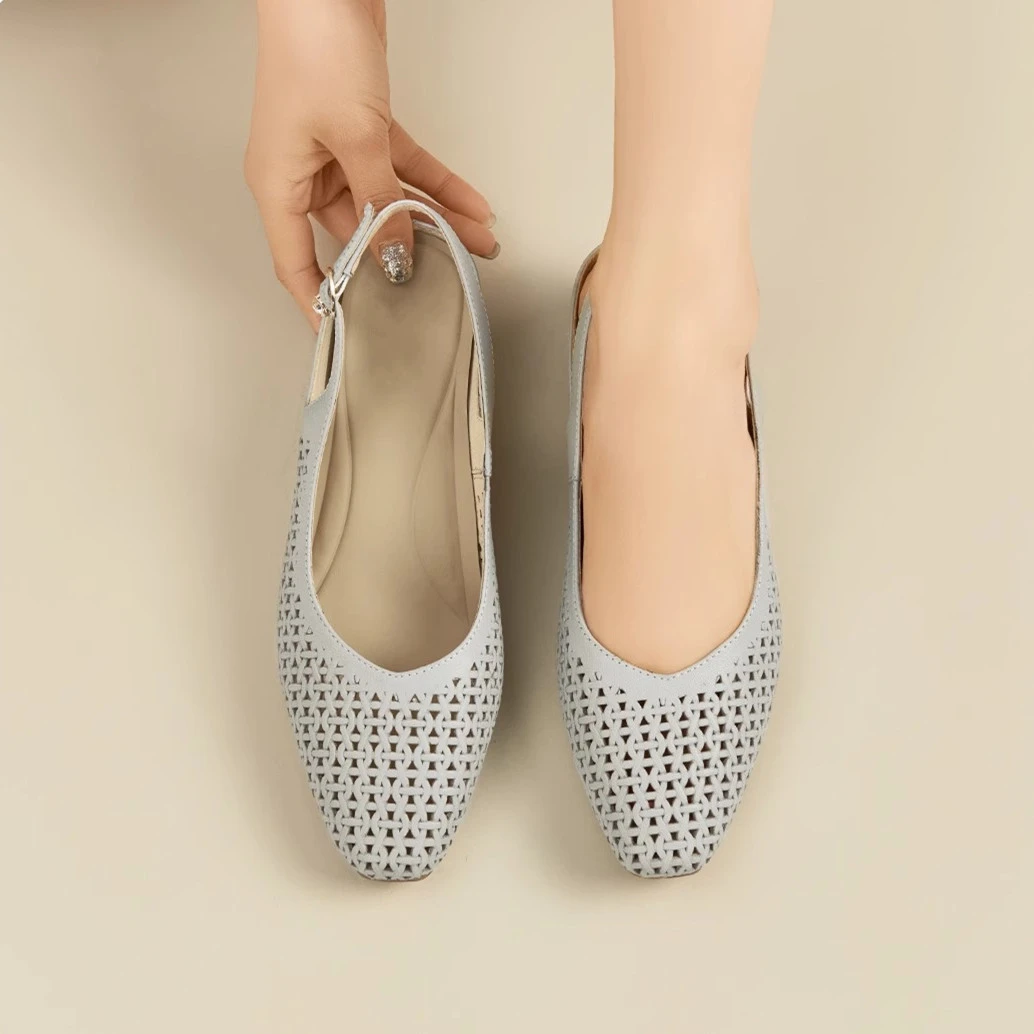 羊皮凉鞋真皮包头凉鞋女2025夏季平底镂空水钻女士凉鞋软舒适女鞋