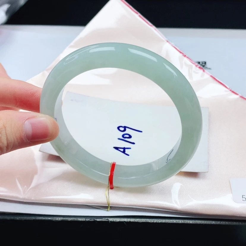 【闪购商品】翡翠手镯未镶嵌天然缅甸a货手镯57+