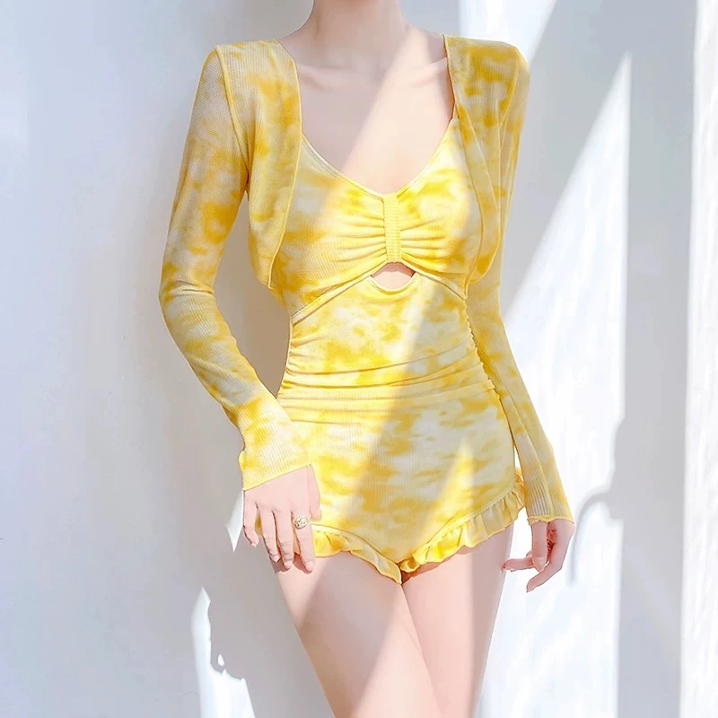 夏季高级感游泳衣女连体罩衣显瘦遮肚小胸性感少女沙滩长袖泳装