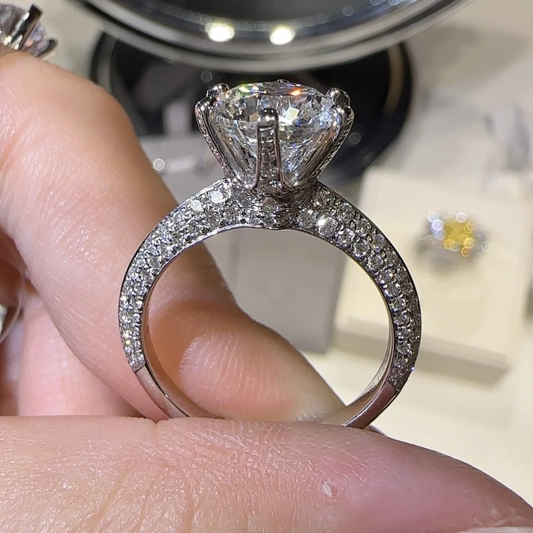 实验室培育钻石18K金镶嵌半壁江山2卡13