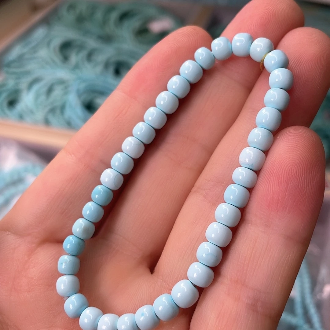 未镶嵌绿松石颈饰