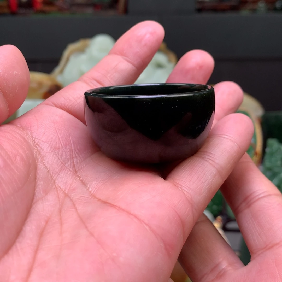 和田玉和田玉水杯未镶嵌未镶嵌