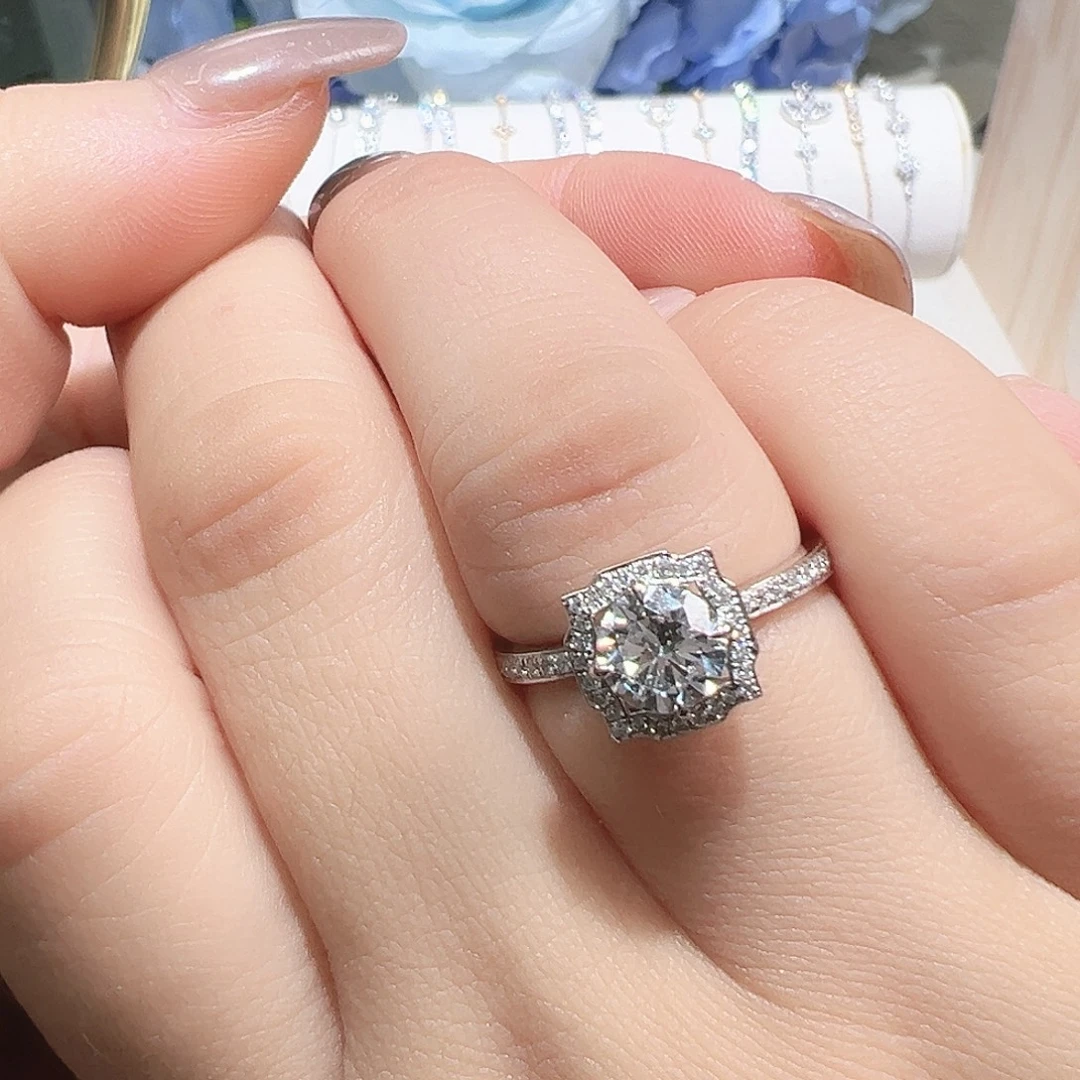 铂Pt950镶嵌实验室培育钻石贝拉ngtc 证书