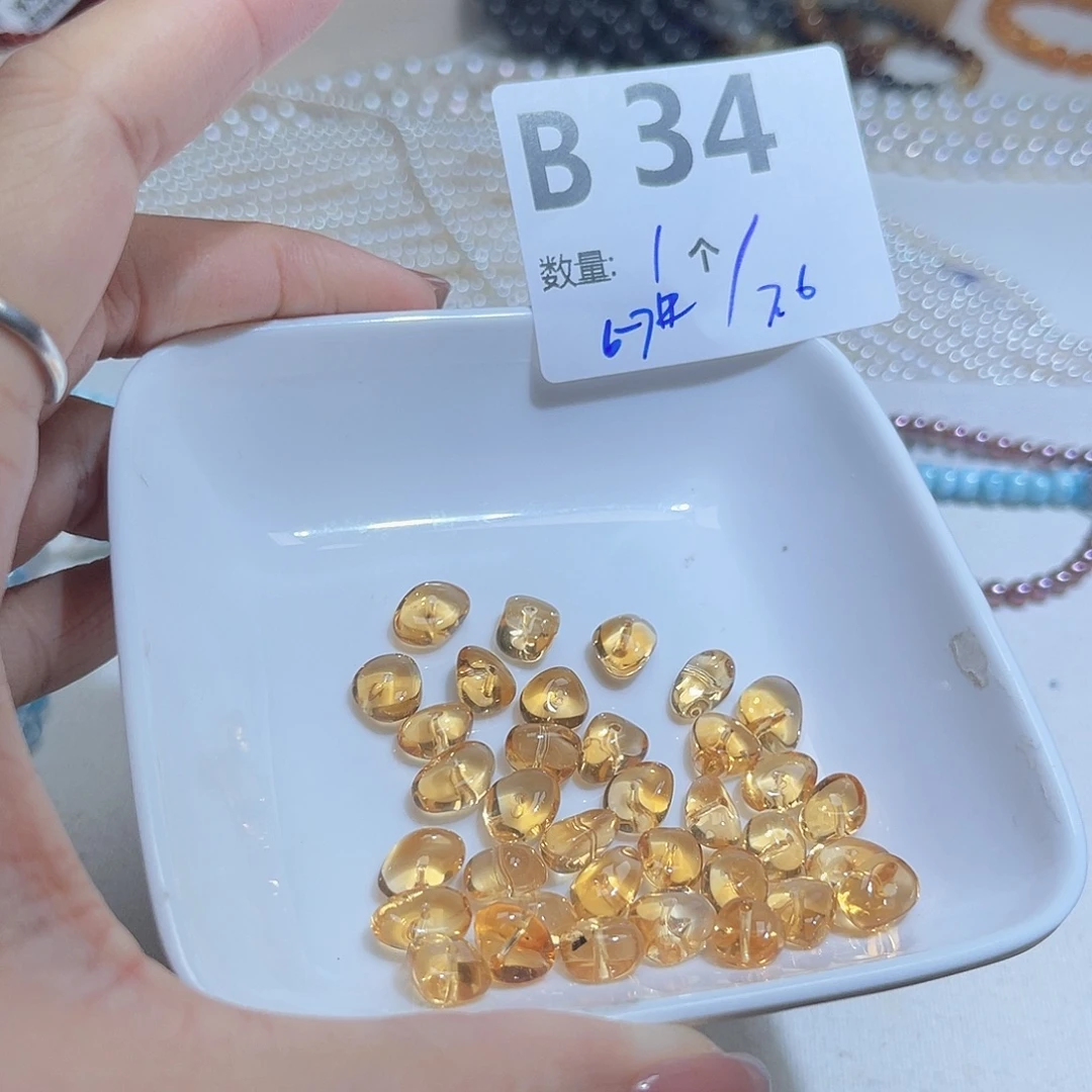 未镶嵌水晶珠宝半成品V34。