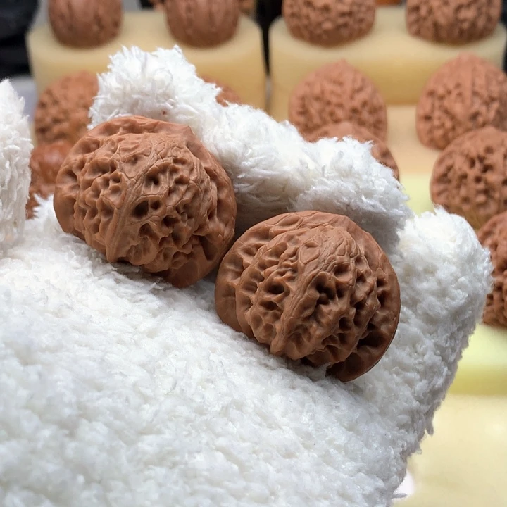 文玩核桃吊坠山一代宫灯