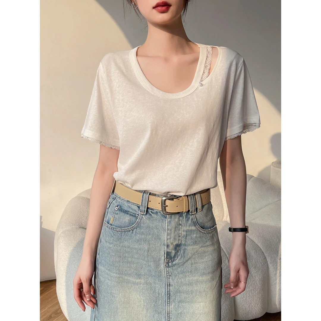 白色镂空u领短袖女t恤2025年新款夏季蕾丝拼接内搭打底上衣设计感