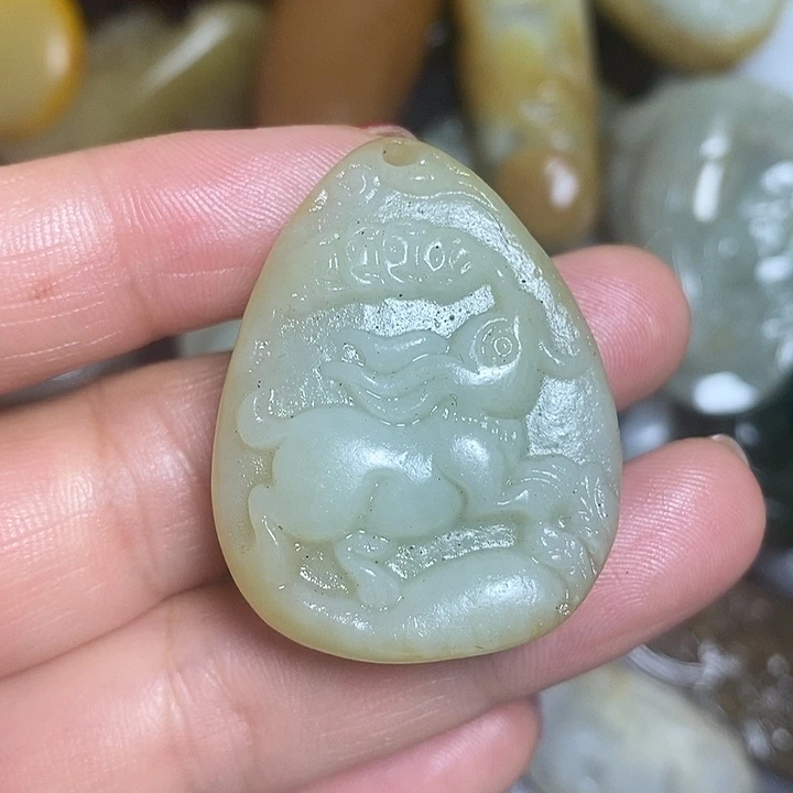 和田玉未镶嵌挂件