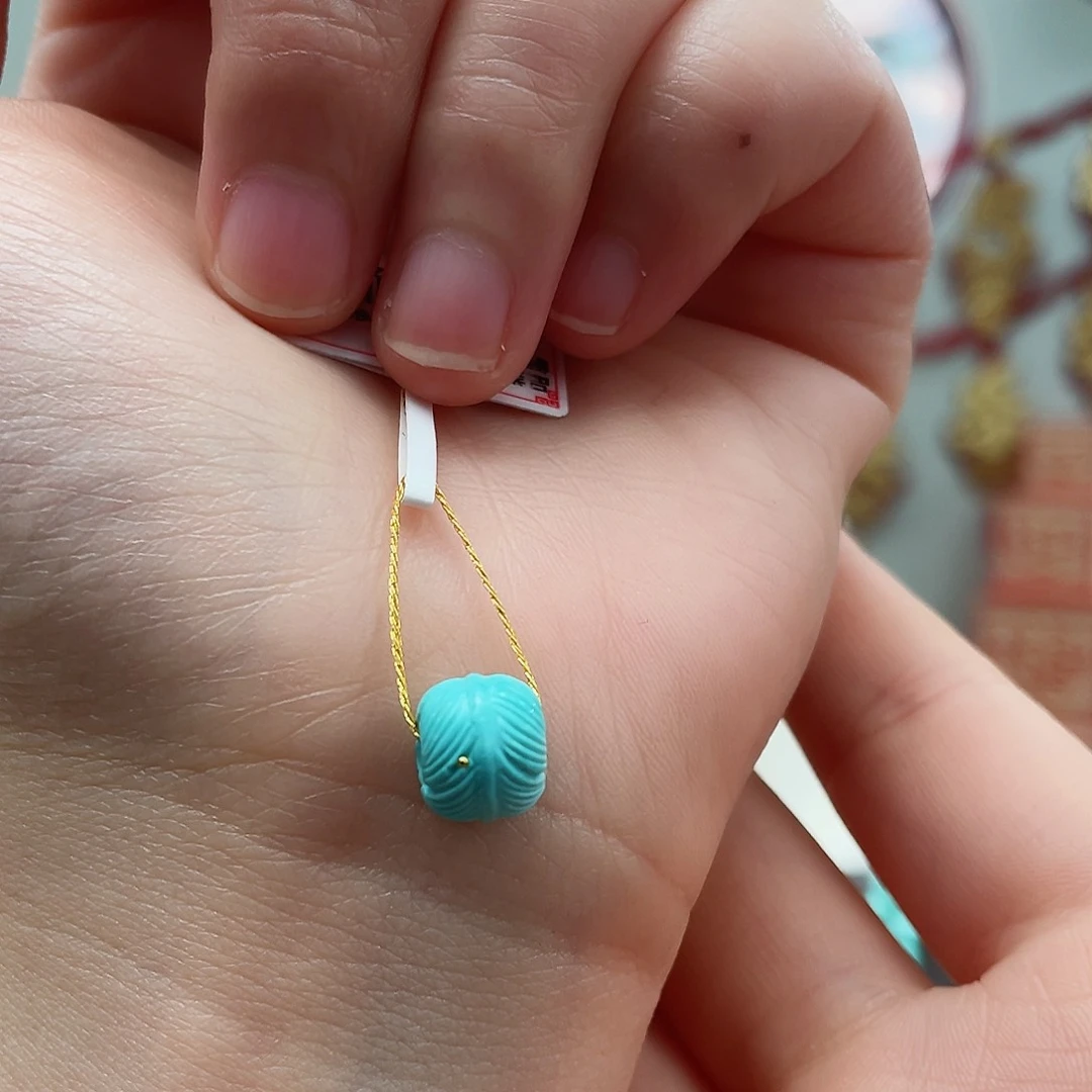 绿松石颈饰未镶嵌