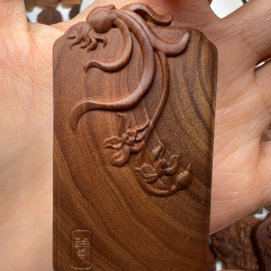 檀香木兰花老山檀