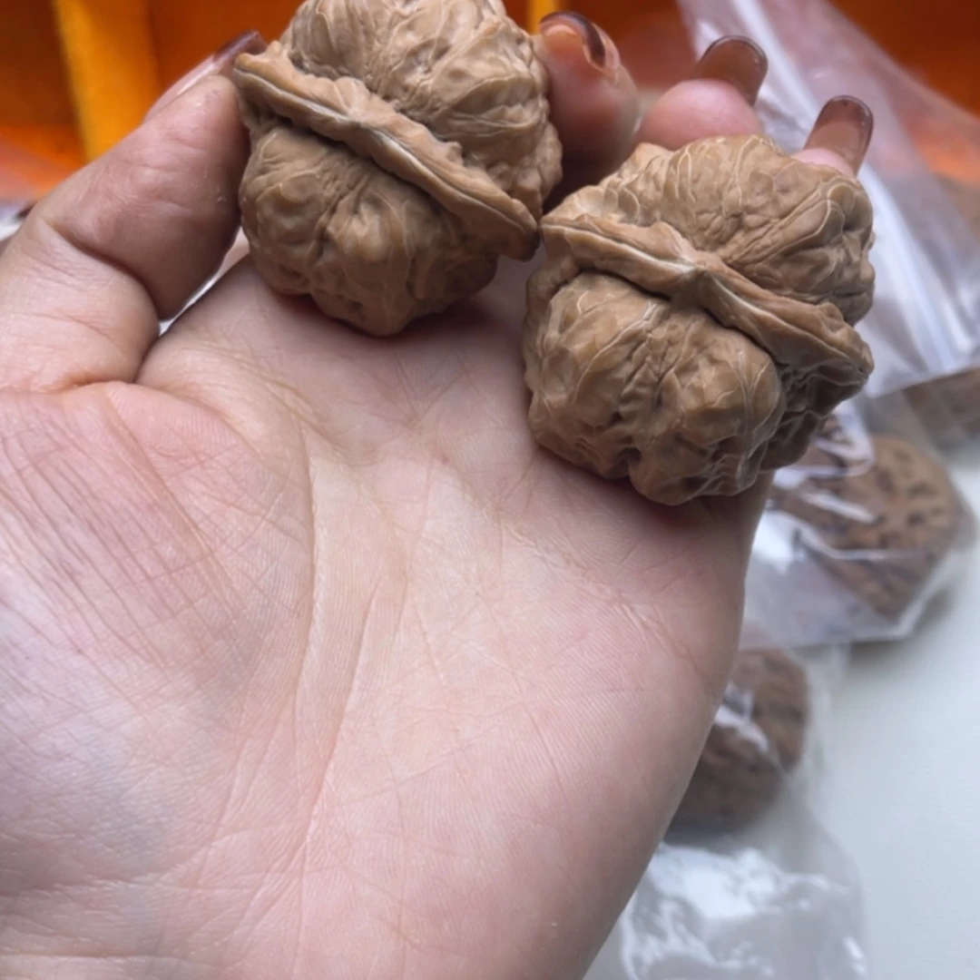 小***工核桃哈哈哈哈哈蛤蟆头