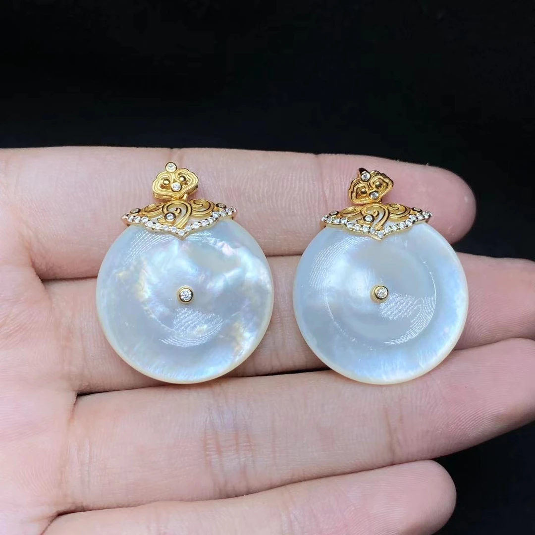 【云上叙】3 V25300-S925银白贝母吊坠-多样性发一件-24*4mm（东哥）