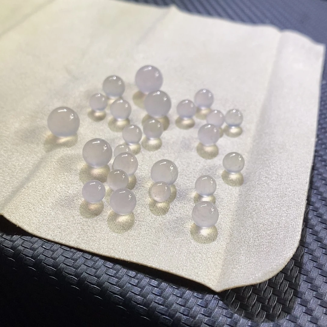 未镶嵌挂件翡翠一组24颗