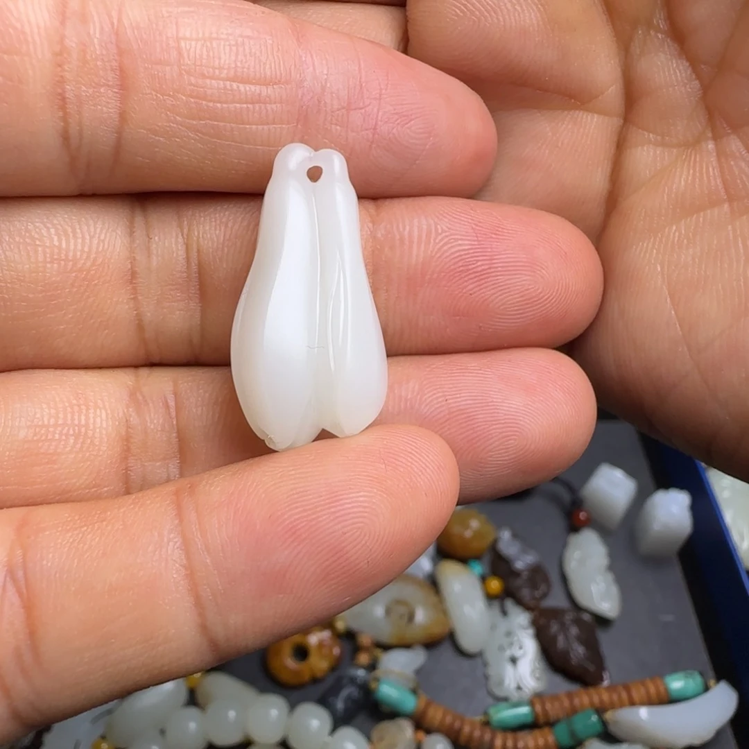 和田玉玉兰花未镶嵌Y*异