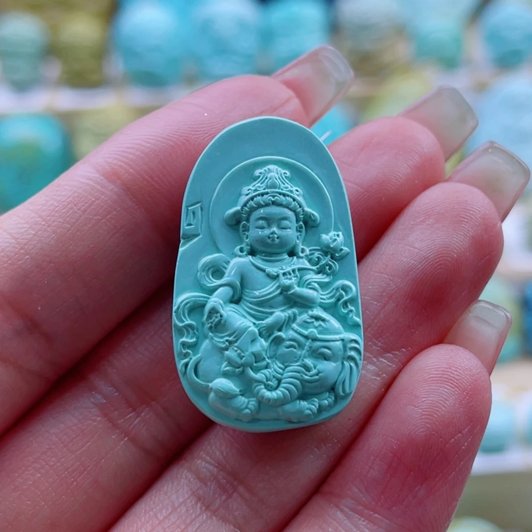 绿松石未镶嵌珠宝奇石