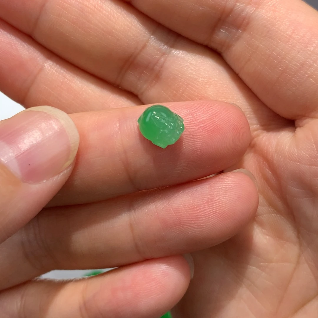 翡翠裸石翡翠金蟾