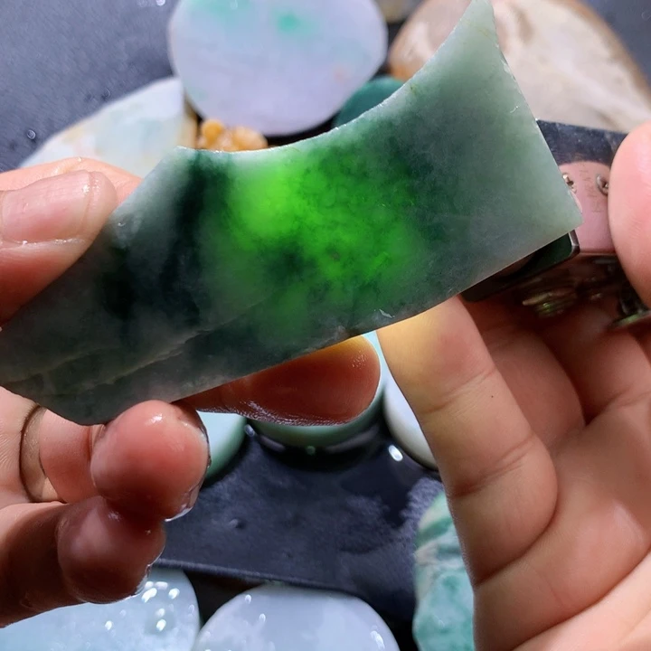 翡翠未镶嵌颈饰缅甸天然翡翠片料牌子珠子平安扣