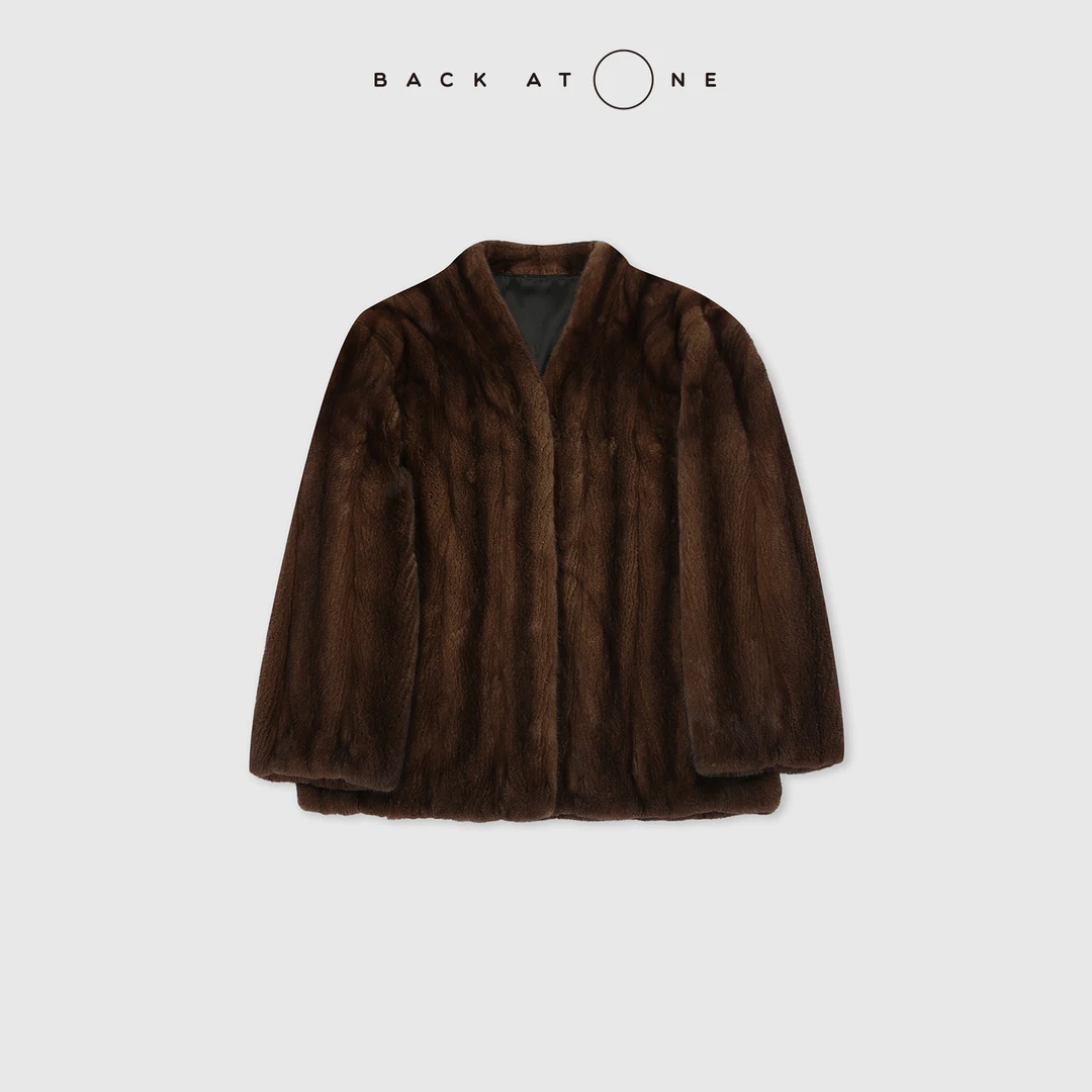 BACKATONE璀璨流年”竖抽刀垂云袖V领咖啡貂 BFF-1GC186E-K