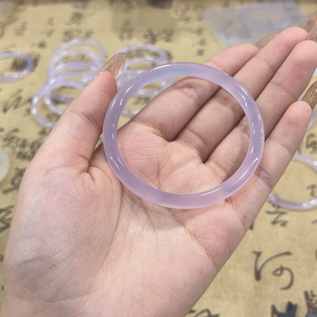 玛瑙/玉髓手镯未镶嵌安*。