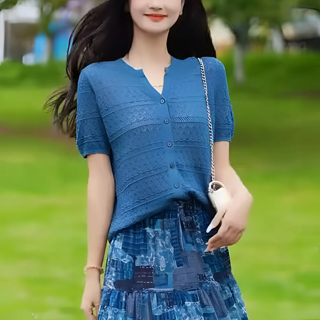 夏季薄款洋气V领镂空针织衫女开衫冰丝休闲短袖宽松显瘦大码上衣