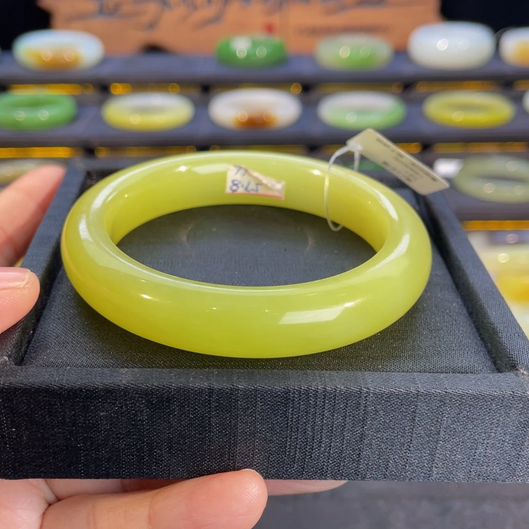 未镶嵌手镯和田玉-黄口58