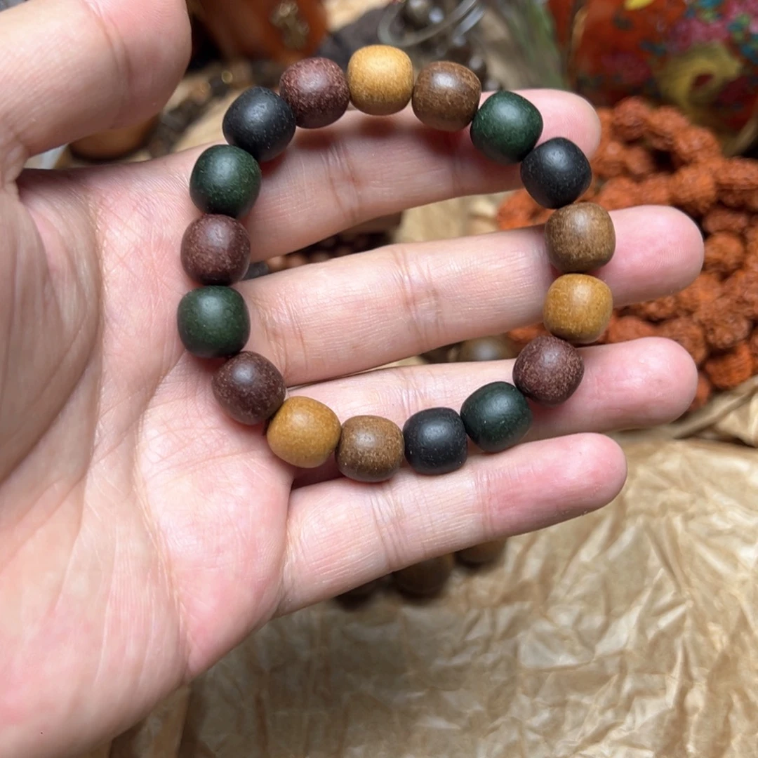 滴血莲花菩提手串