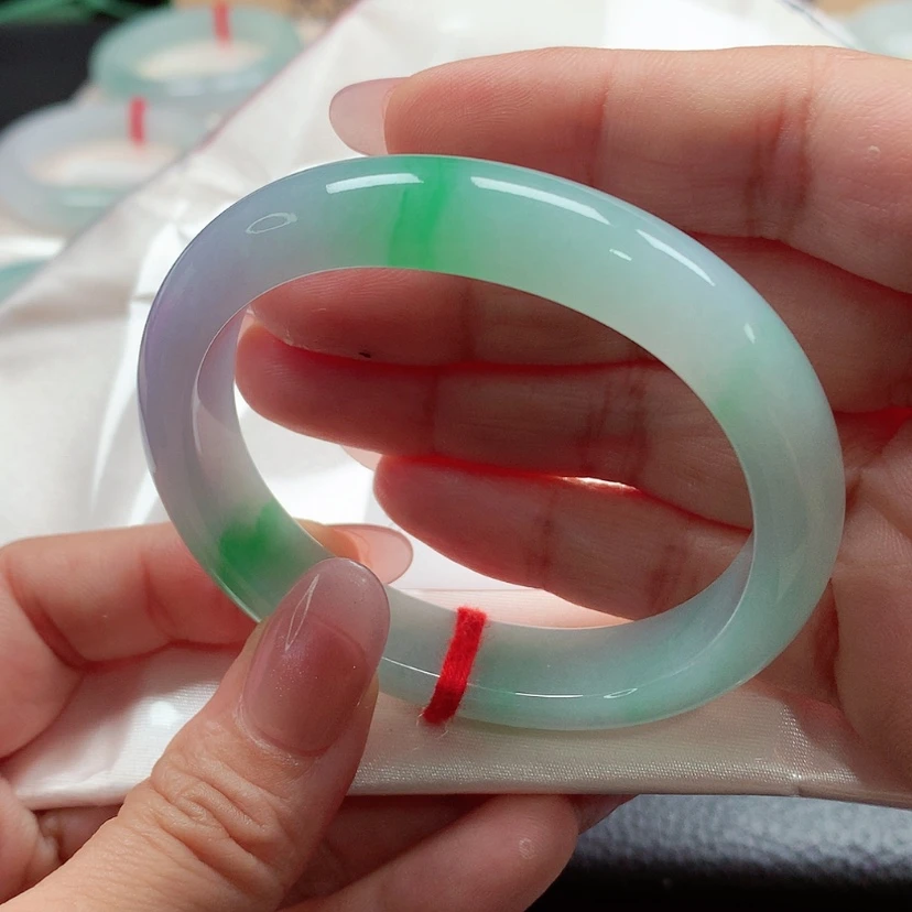 【闪购商品】未镶嵌手镯（贵妃镯）翡翠天然A货翡翠手镯，106号