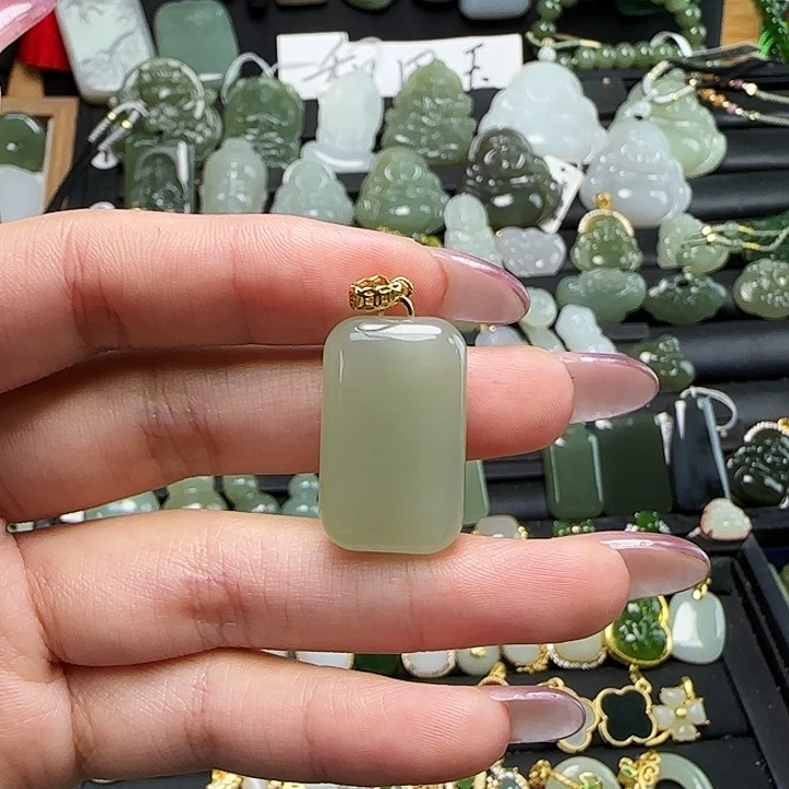 和田玉银S925镶嵌吊坠(赠链)