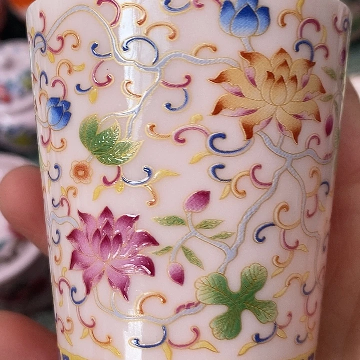 摆件陶红稀土缠枝莲直筒杯