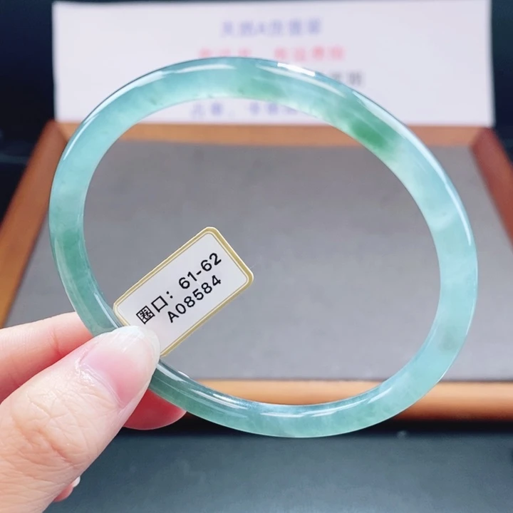 翡翠未镶嵌手镯翡翠手镯29