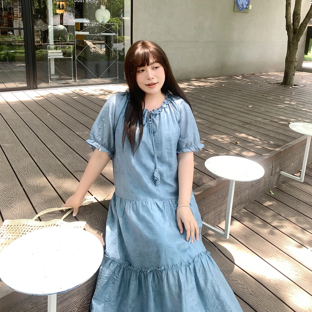 肉肉小姐定制大码女装夏季新款a字版型连衣裙木耳边克莱因蓝长裙