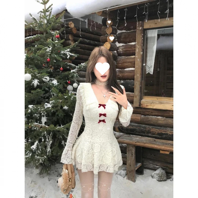 娃娃领新款名媛蕾丝花边连衣裙娃娃领翻领蝴蝶结收腰大摆气质纯欲