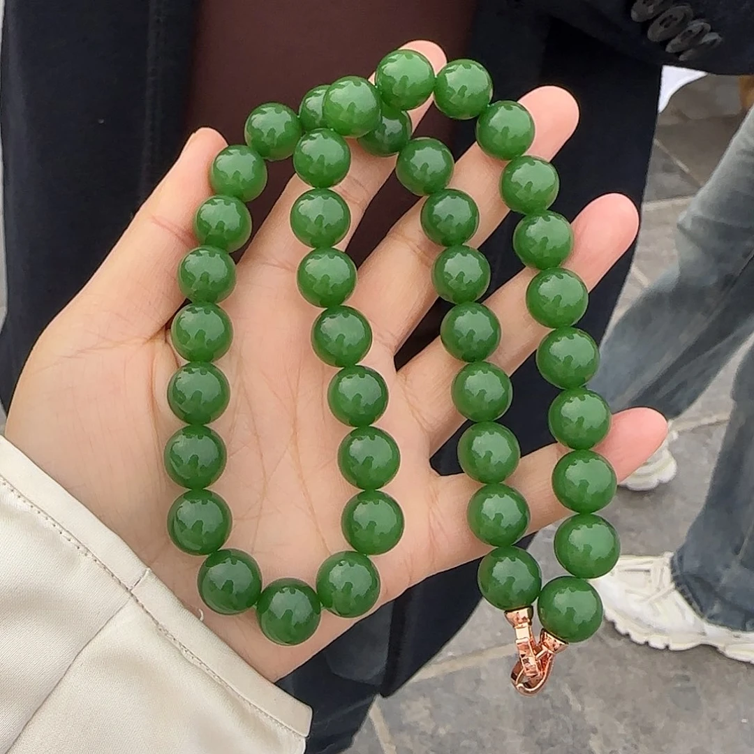 和田玉颈饰未镶嵌诸**遂卡12