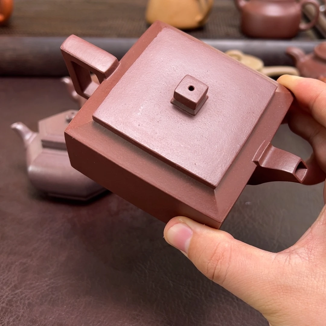 风***起茶壶紫砂汽修厂和机械设备