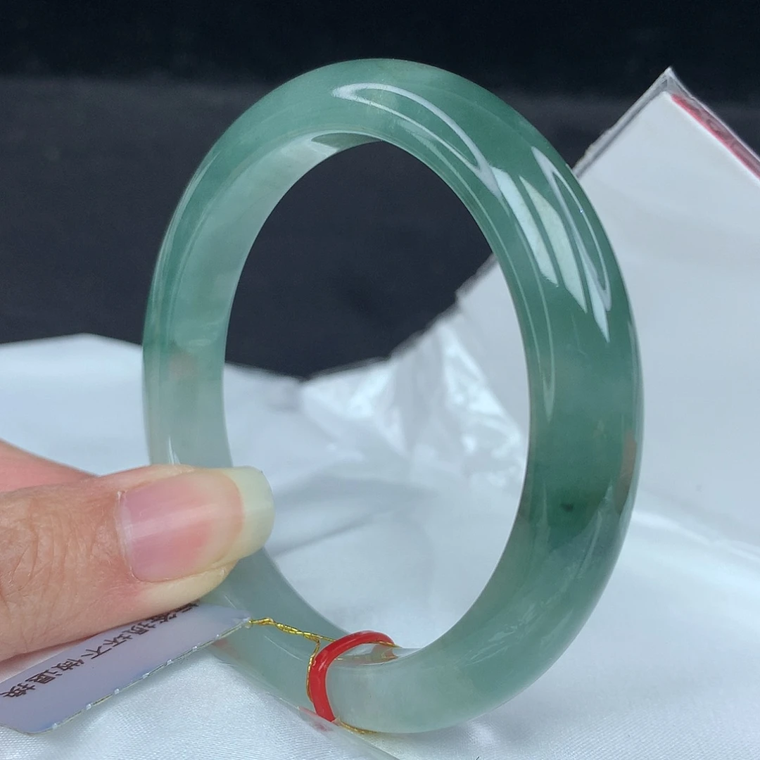 翡翠手镯未镶嵌56圈3260