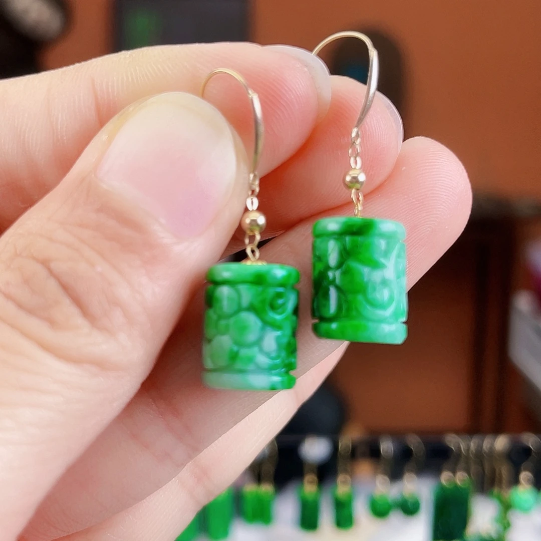 翡翠18K金镶嵌耳饰