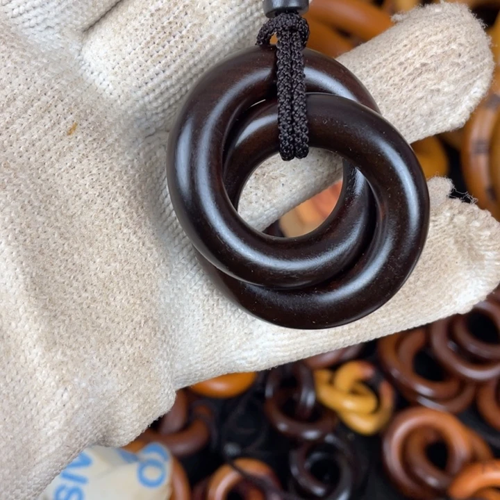 枣木玉化25乾坤圈一物一拍