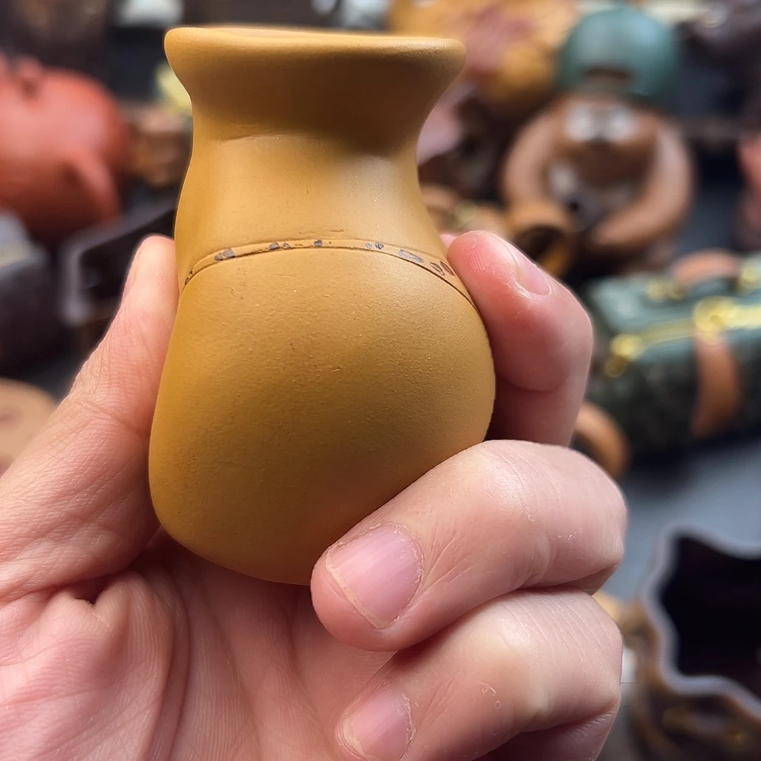 茶壶紫砂杯子和酒是一样重要