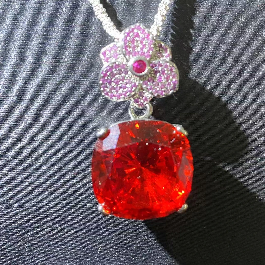 精选b084-典藏轻奢-重工豪华吊坠