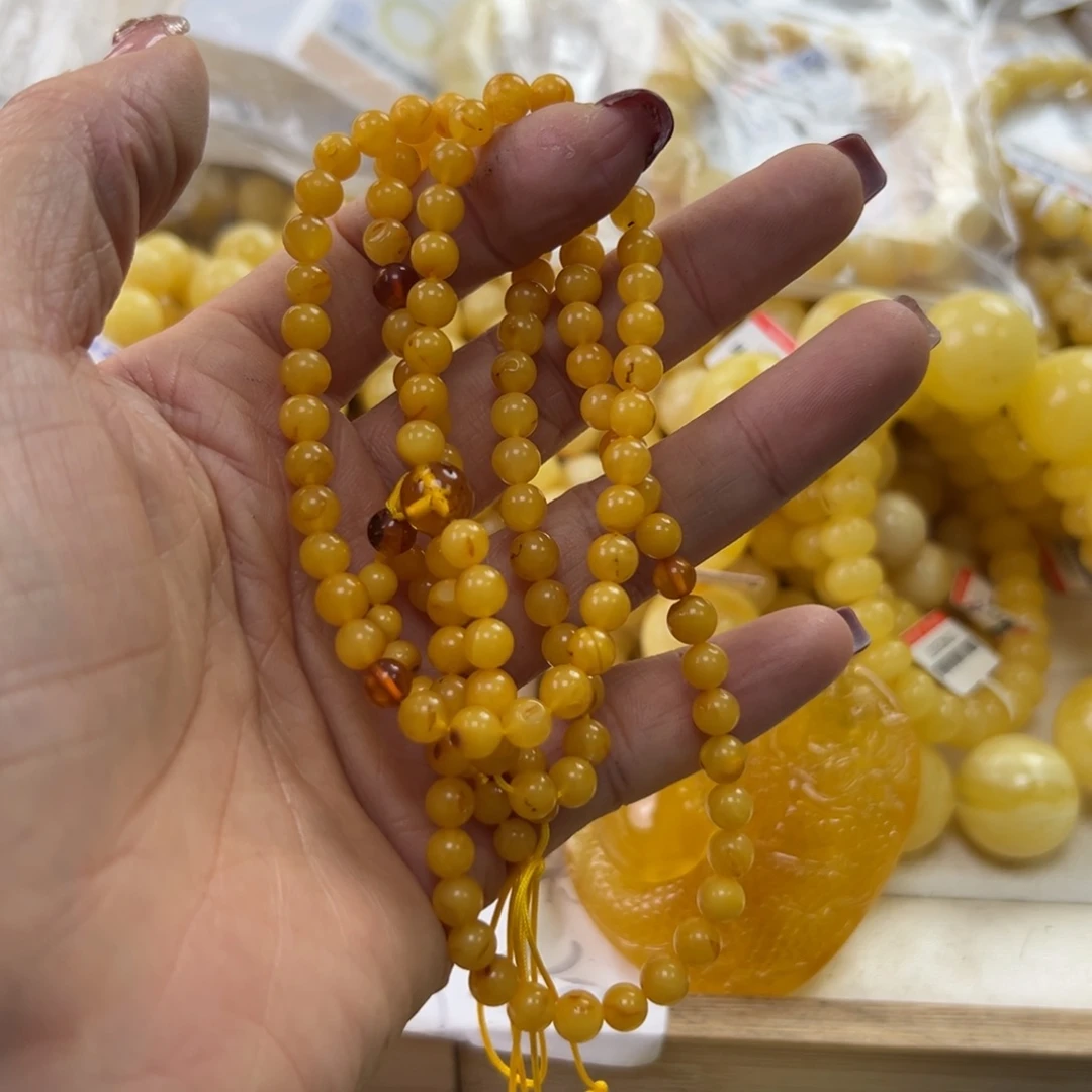 琥珀珠宝奇石未镶嵌