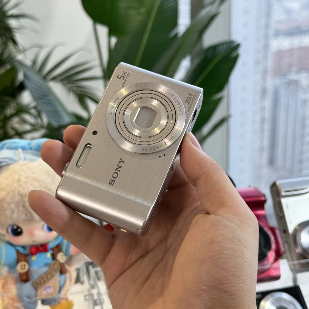 9新 Sony/索尼 索尼w800色彩感好2000万像素滤镜多带配件
