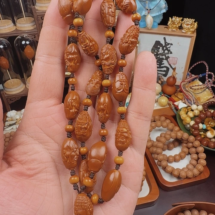 吊坠橄榄核十八罗汉脖挂