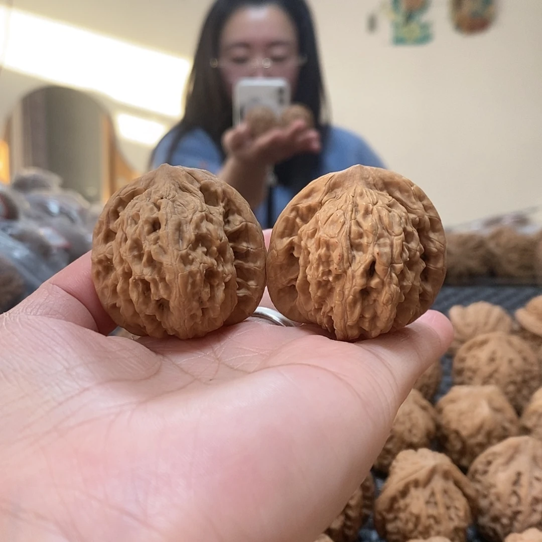 吊坠桃核霞云岭41