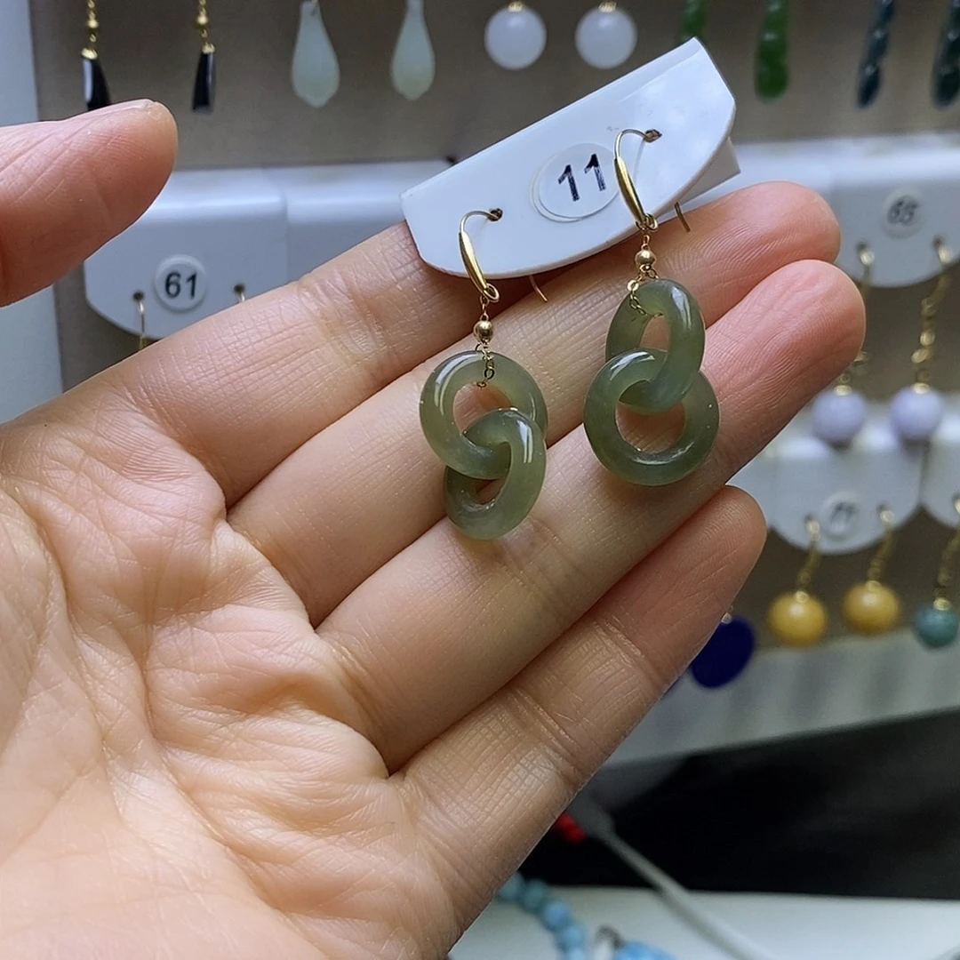 和田玉18K金镶嵌耳饰