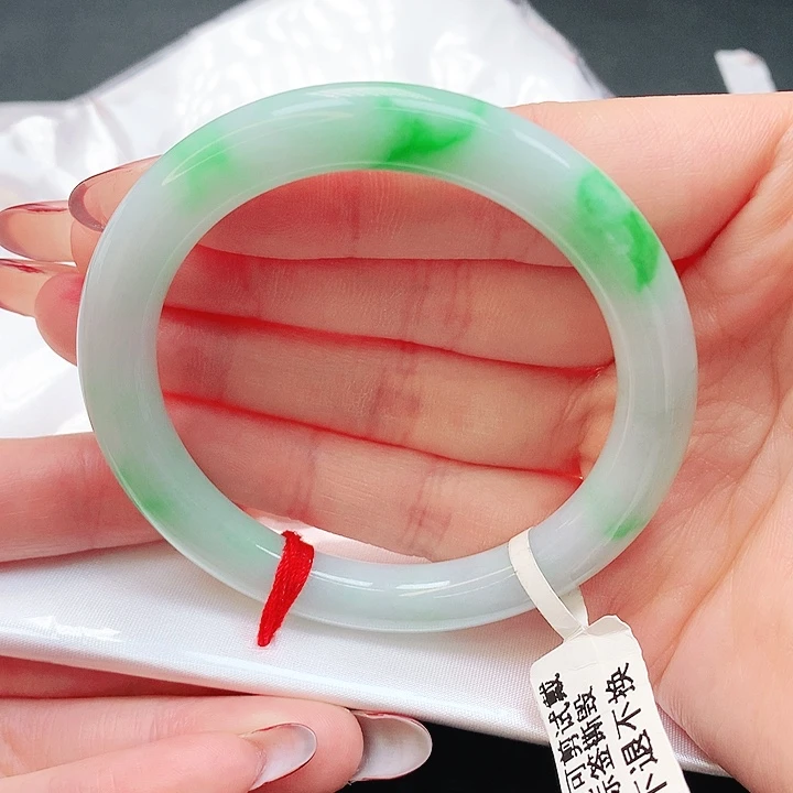 翡翠手镯未镶嵌52圆条