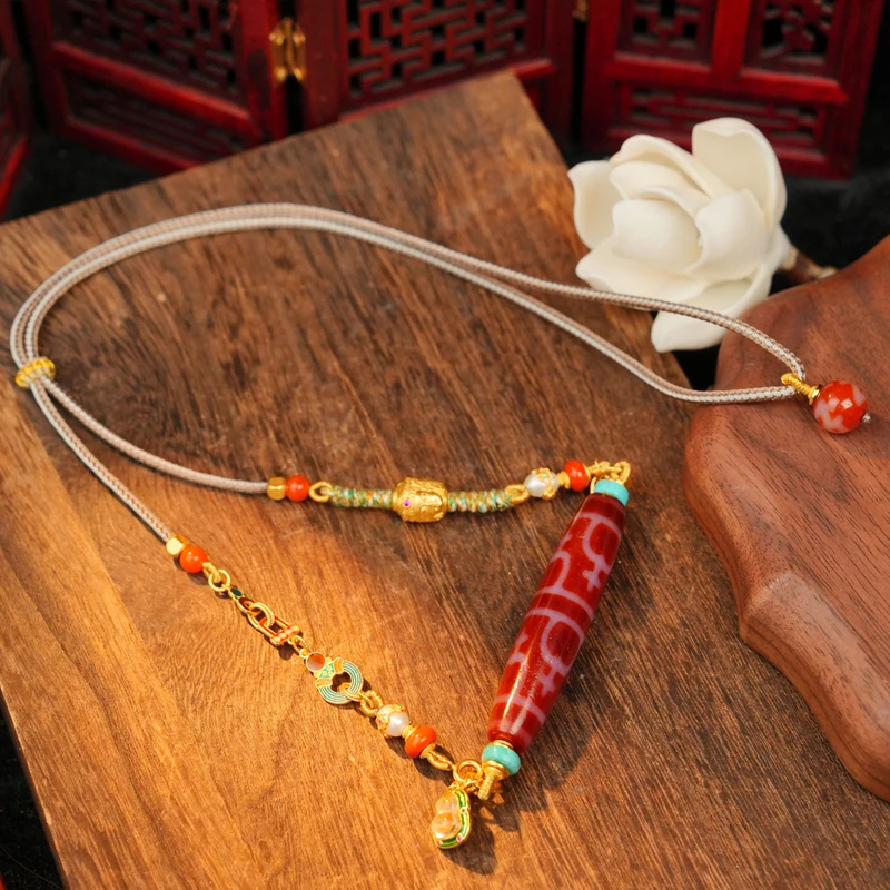 全宝瓶珠珠玛瑙吊坠LXR0100235