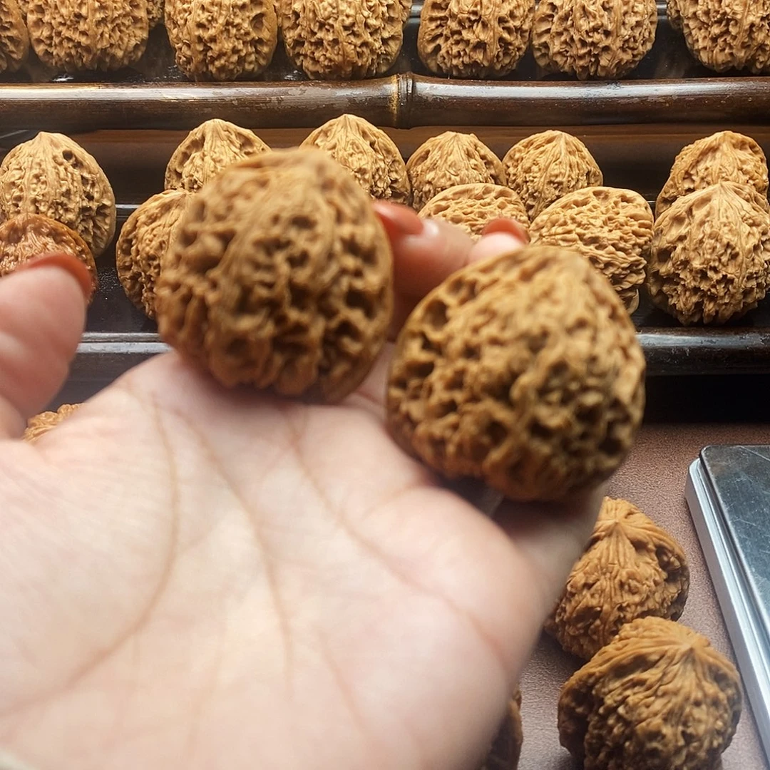 天***狼吊坠文玩核桃南疆999